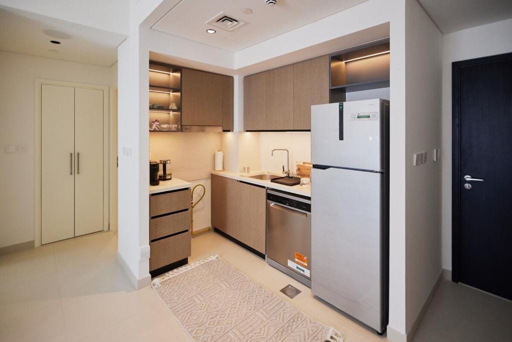 Kitchen — Premium 1BR